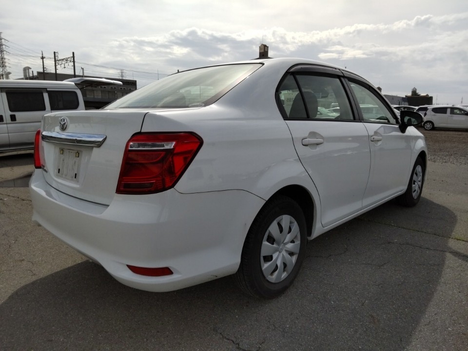 TOYOTA COROLLA AXIO