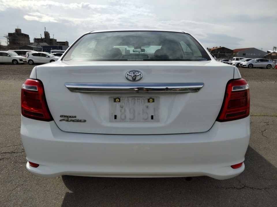 TOYOTA COROLLA AXIO