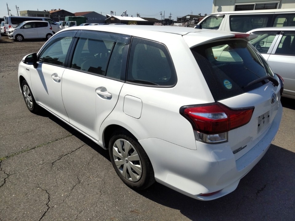 TOYOTA COROLLA FIELDER