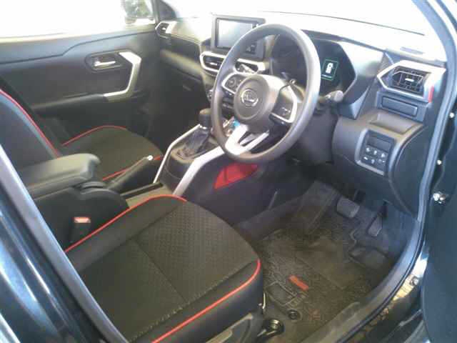 DAIHATSU ROCKY
