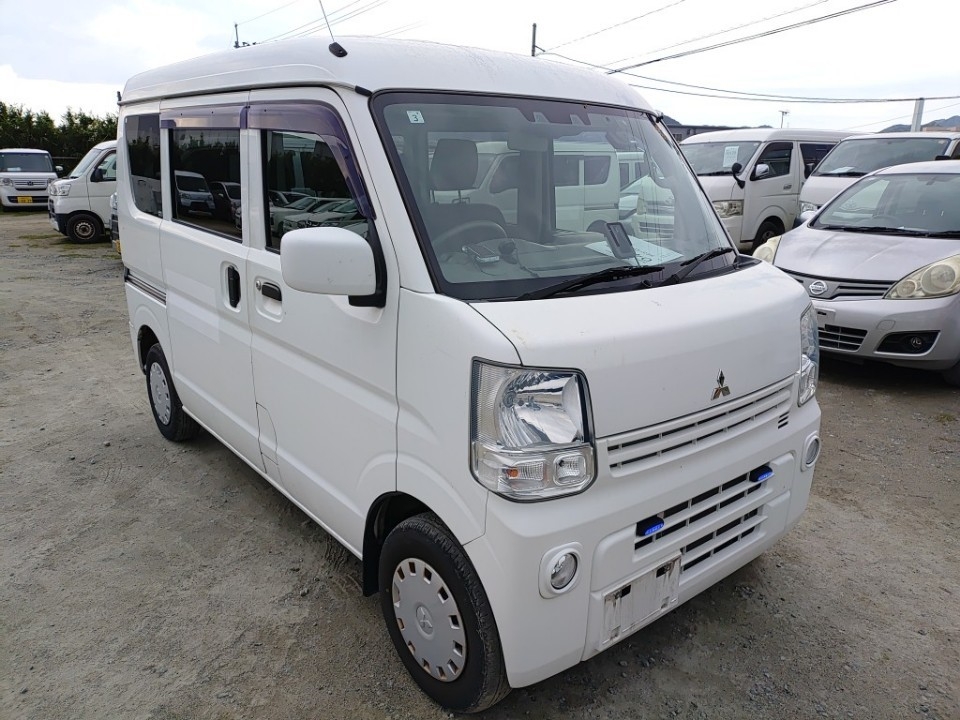 MITSUBISHI MINICAB