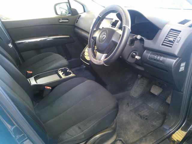 MAZDA MPV