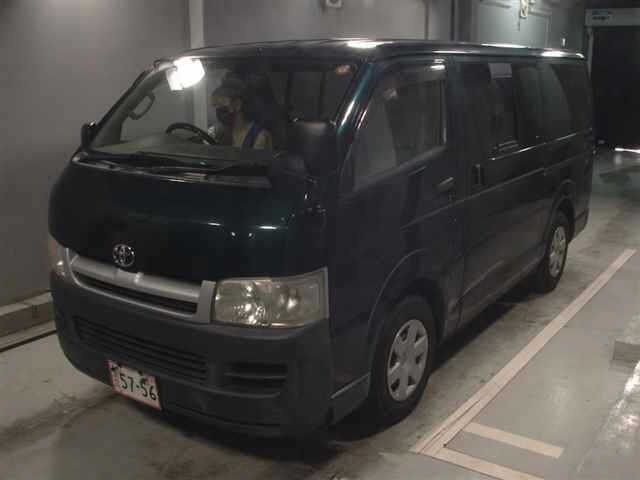 TOYOTA REGIUS ACE