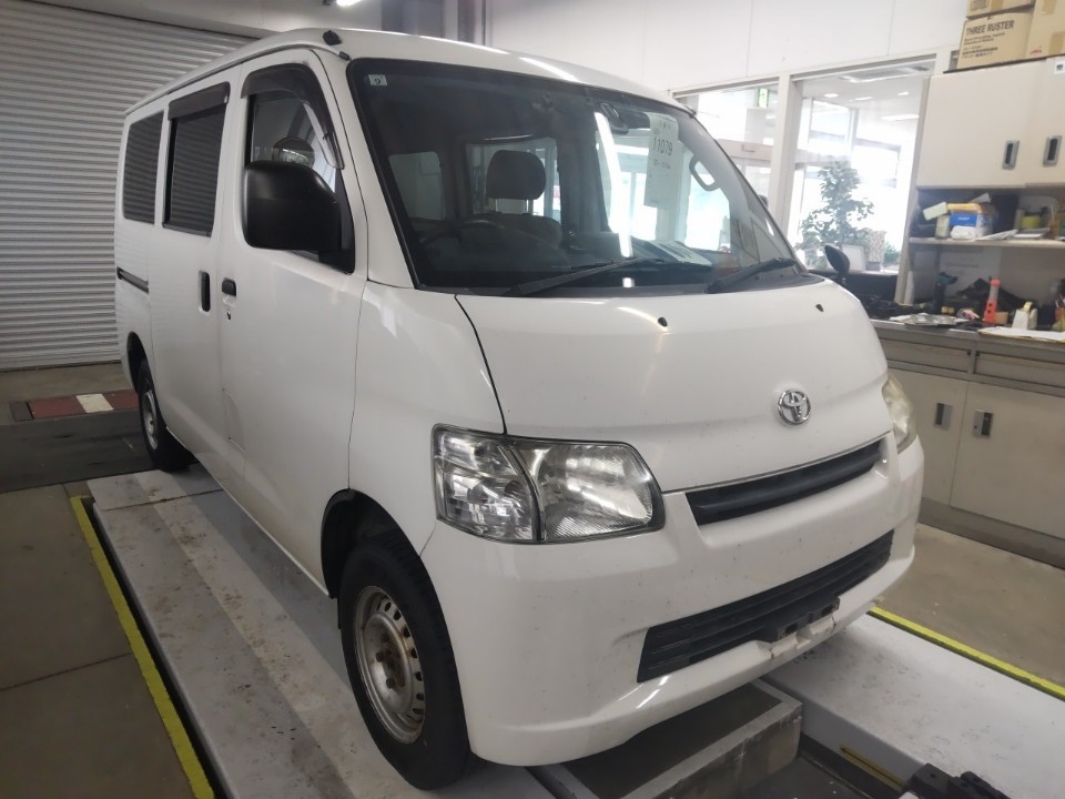 TOYOTA TOWN ACE