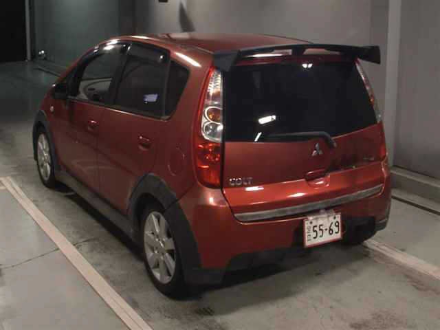 MITSUBISHI COLT