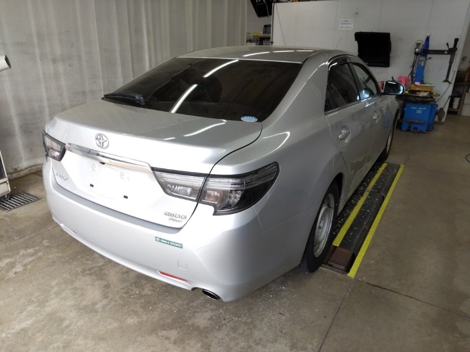 TOYOTA MARK X