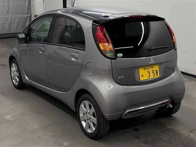 MITSUBISHI I