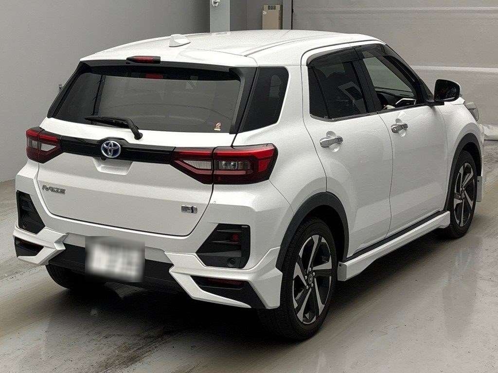 TOYOTA RAIZE
