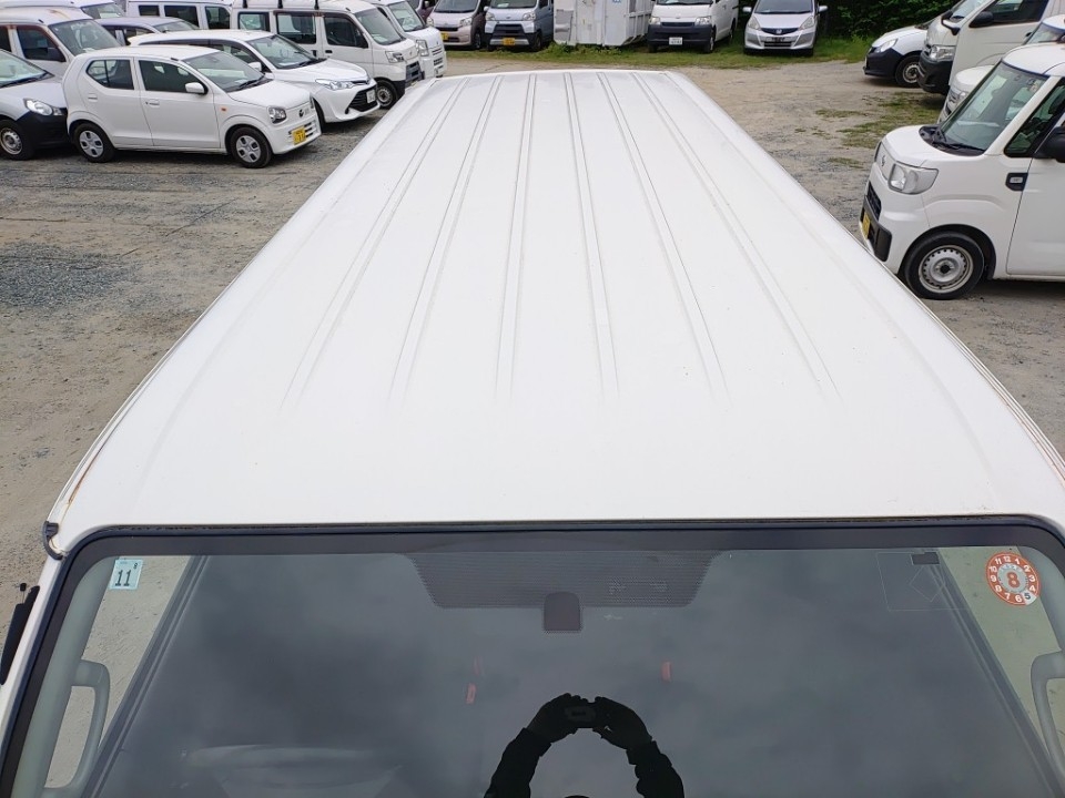 TOYOTA REGIUS ACE