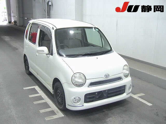 DAIHATSU MOVE LATTE