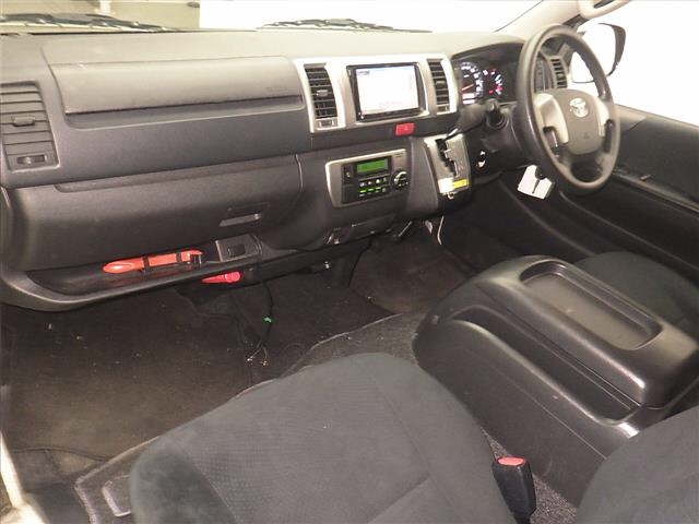 TOYOTA REGIUS ACE