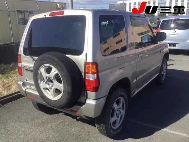MITSUBISHI PAJERO MINI