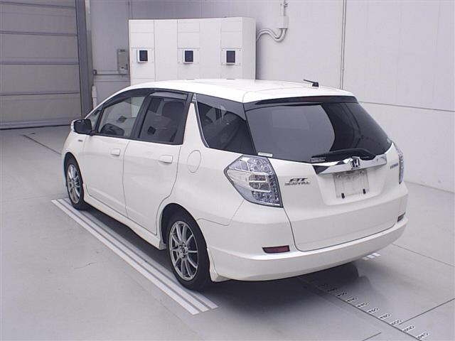 HONDA FIT SHUTTLE