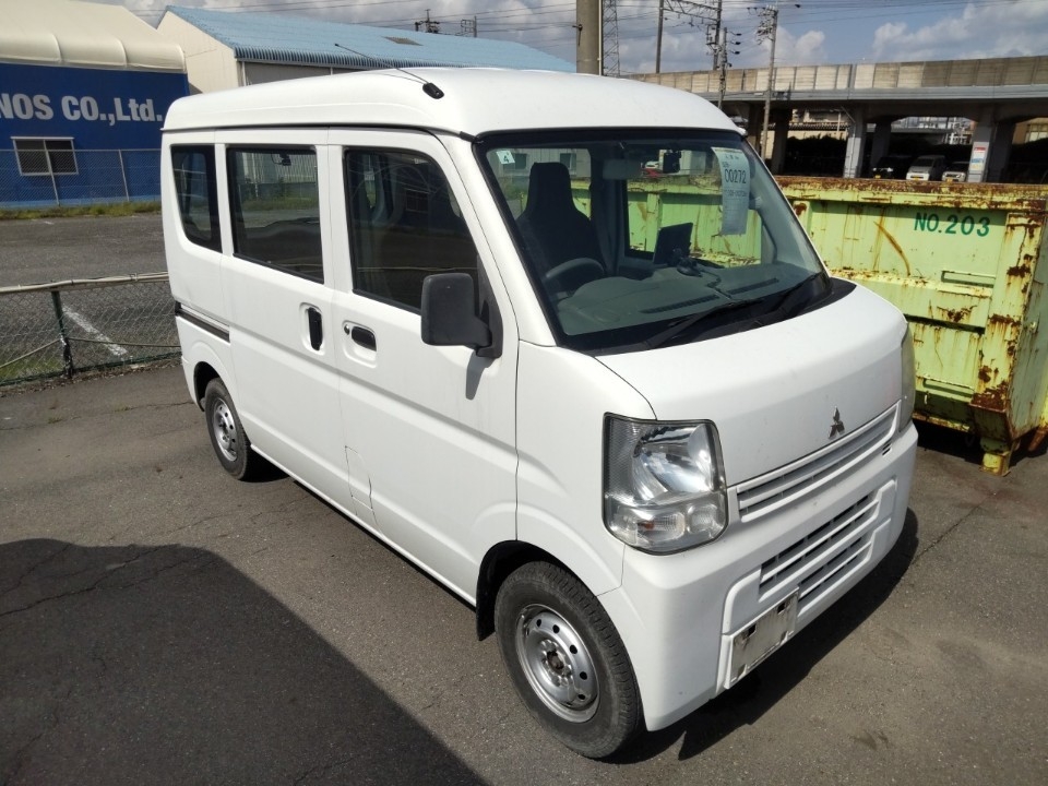 MITSUBISHI MINICAB