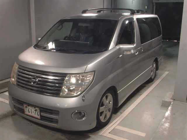 NISSAN ELGRAND