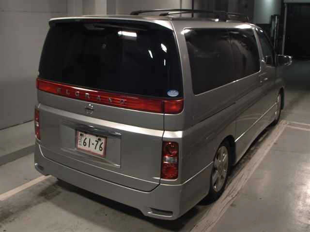 NISSAN ELGRAND