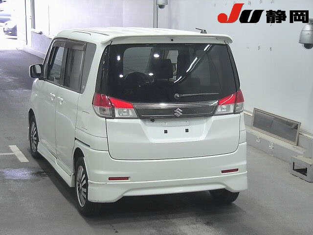 MITSUBISHI DELICA D:2