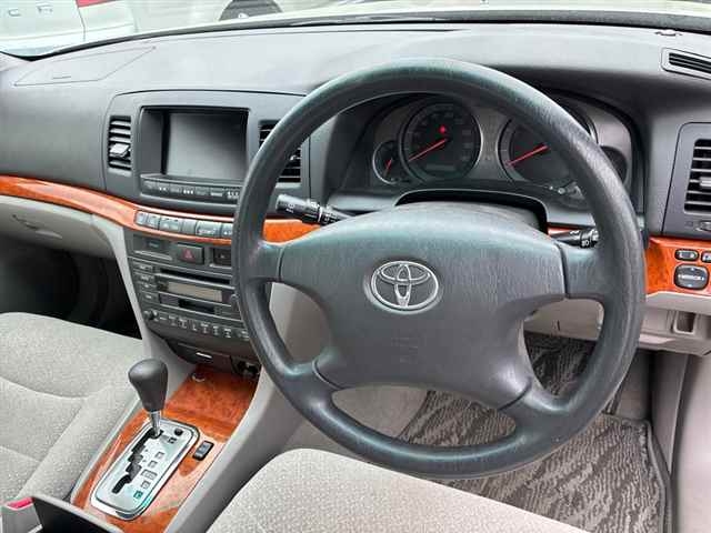 TOYOTA MARK II
