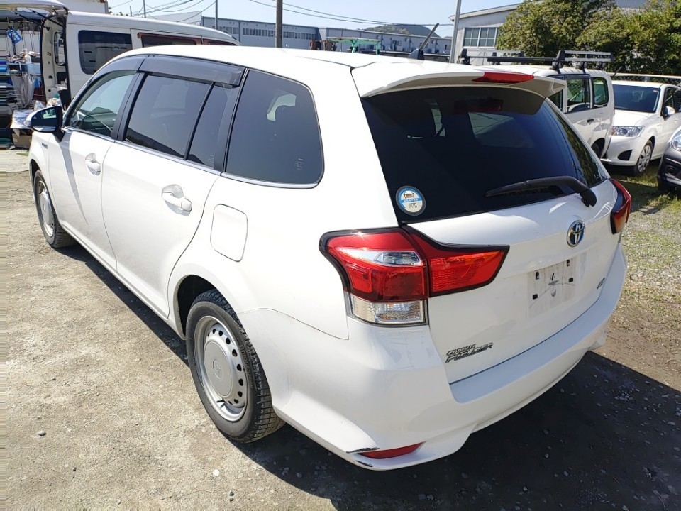 TOYOTA COROLLA FIELDER