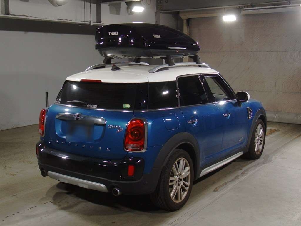 MINI CROSSOVER