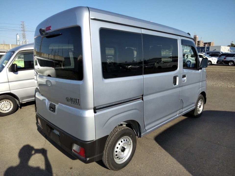 DAIHATSU ATRAI