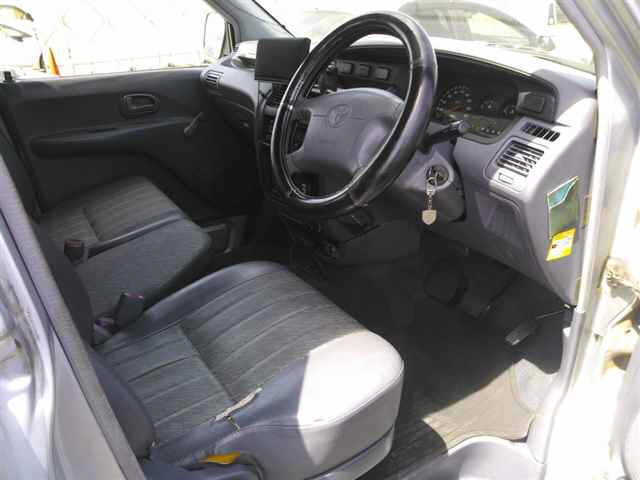 TOYOTA TOWN ACE NOAH