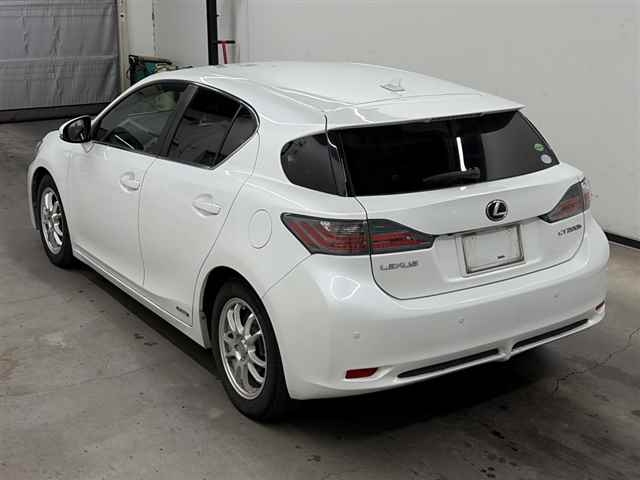 LEXUS CT200H
