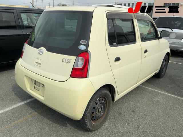 DAIHATSU ESSE