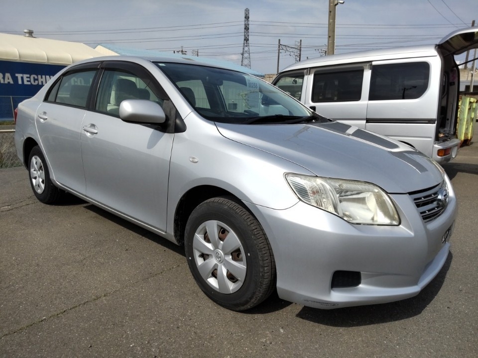 TOYOTA COROLLA AXIO