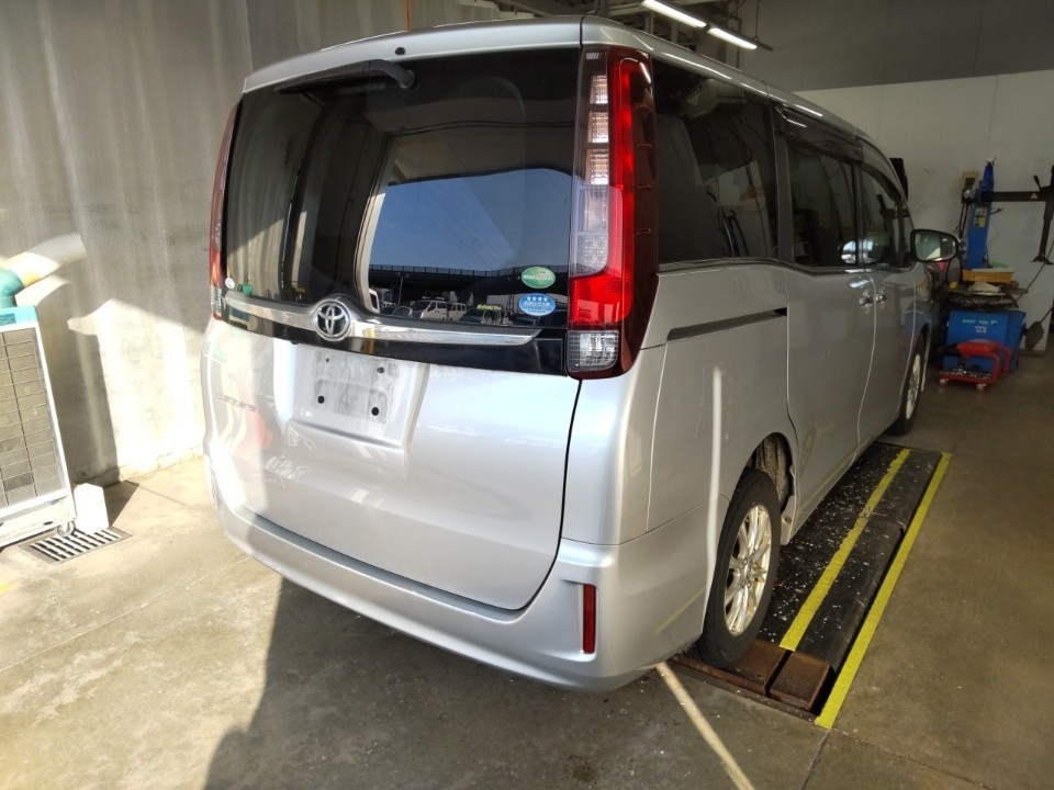 TOYOTA ESQUIRE
