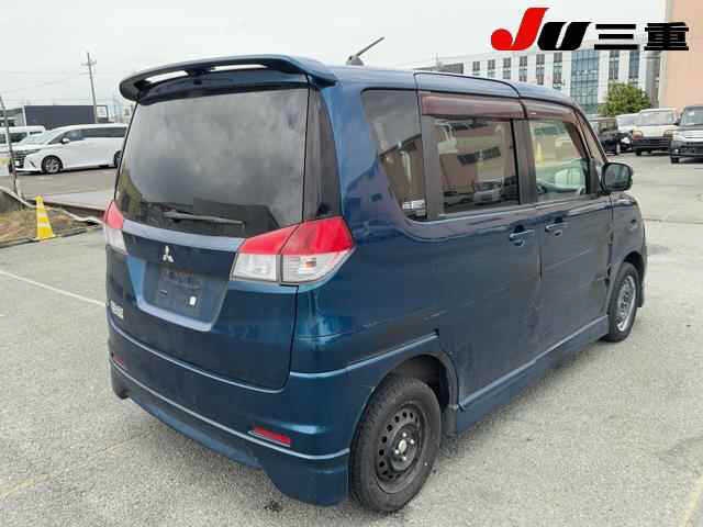 MITSUBISHI DELICA D:2