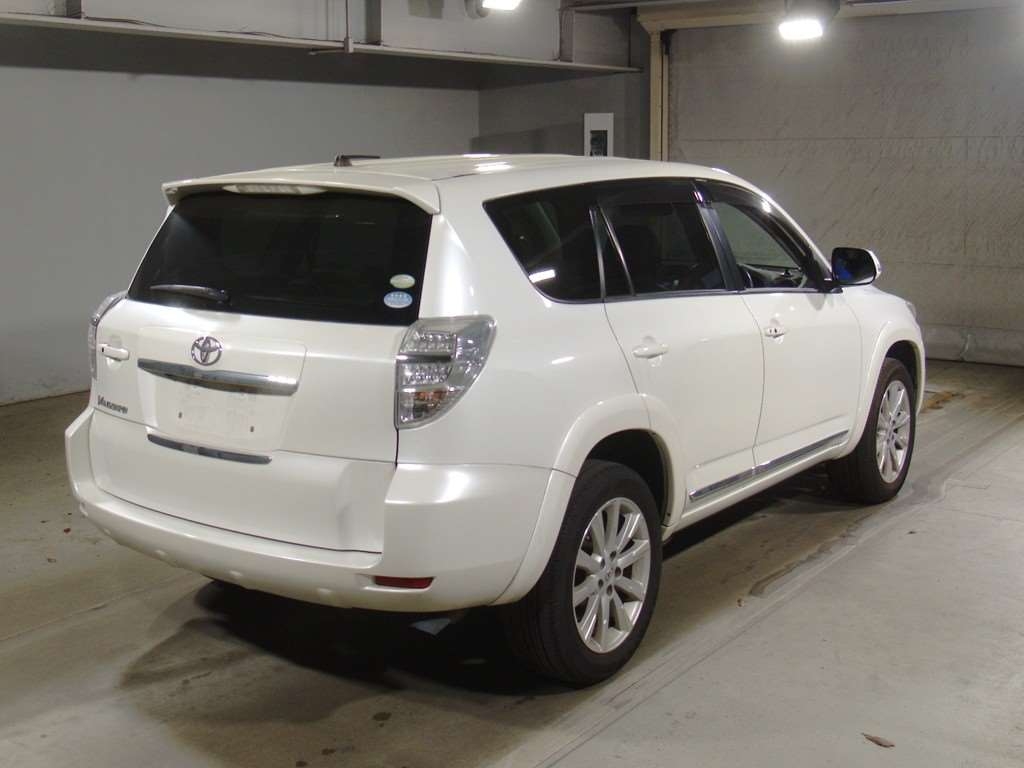 TOYOTA VANGUARD