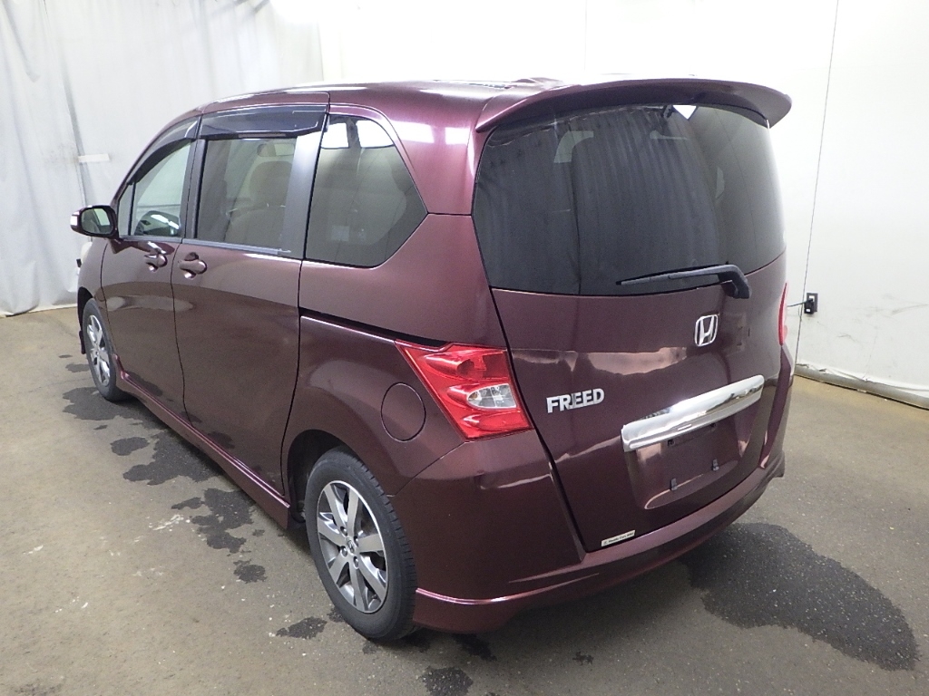 HONDA FREED