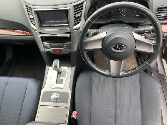 SUBARU LEGACY B4