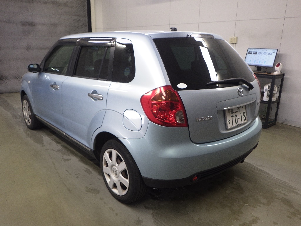 MAZDA VERISA