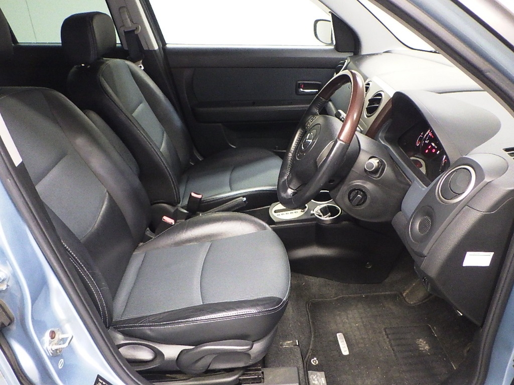 MAZDA VERISA