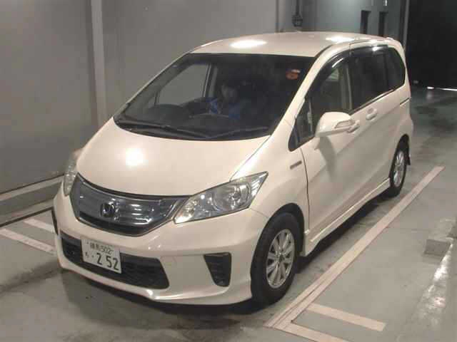 HONDA FREED