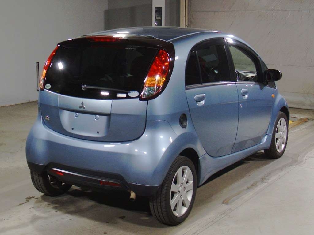 MITSUBISHI I