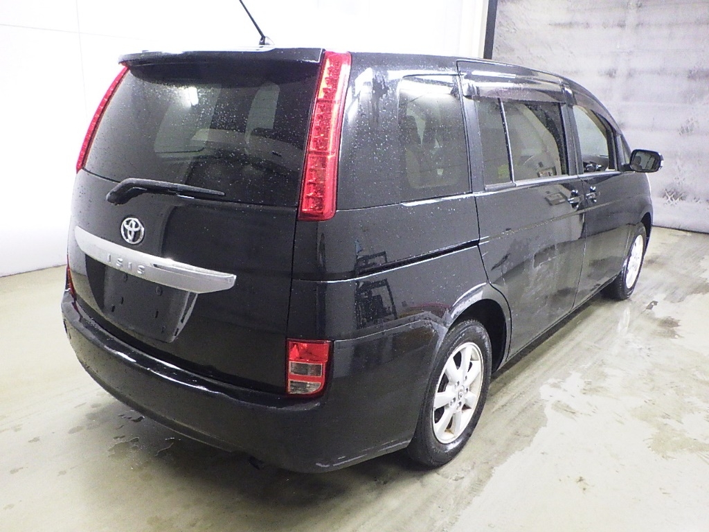 TOYOTA ISIS