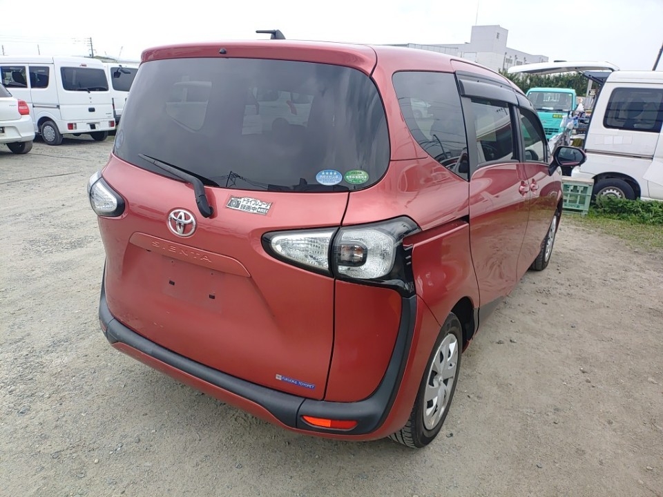 TOYOTA SIENTA
