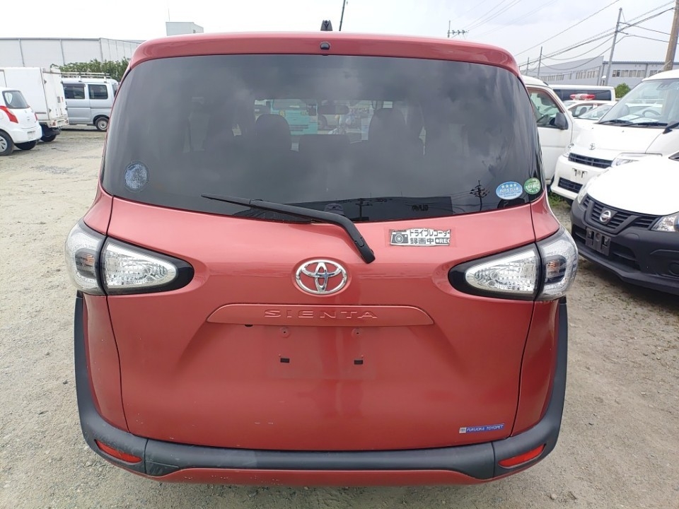 TOYOTA SIENTA