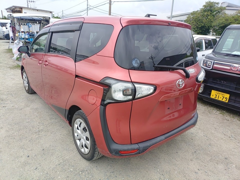 TOYOTA SIENTA