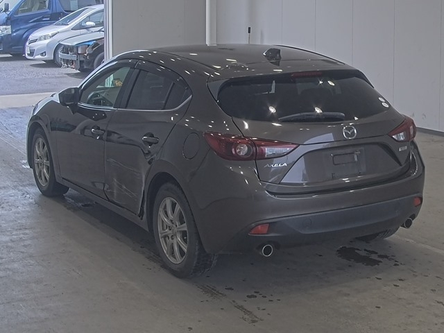 MAZDA AXELA