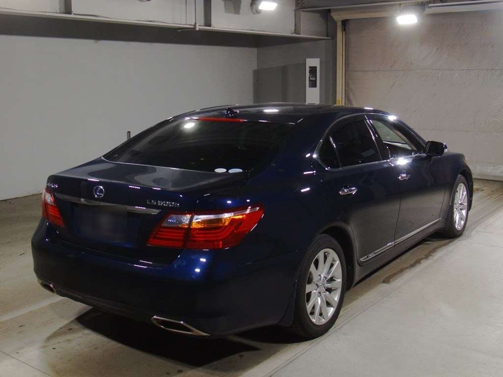LEXUS LS600H
