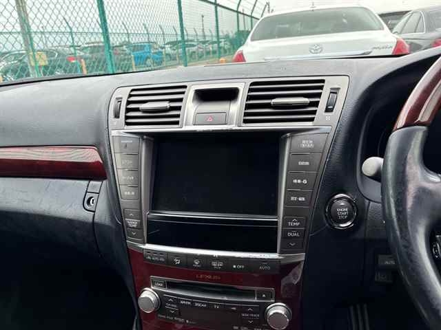 LEXUS LS460
