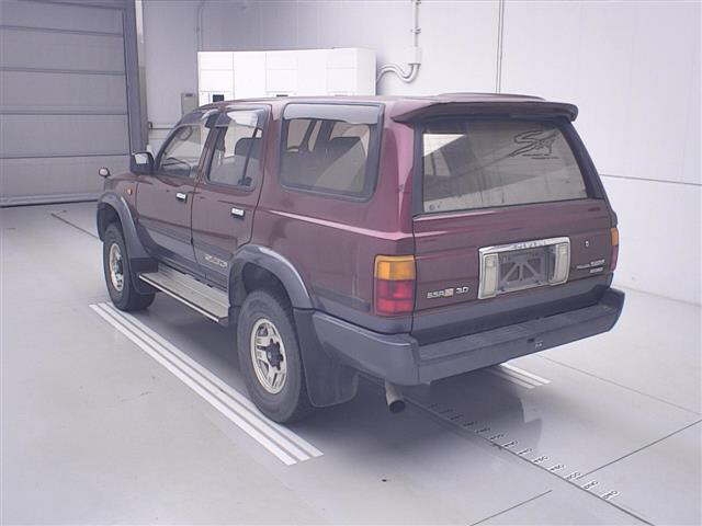 TOYOTA HILUX SURF