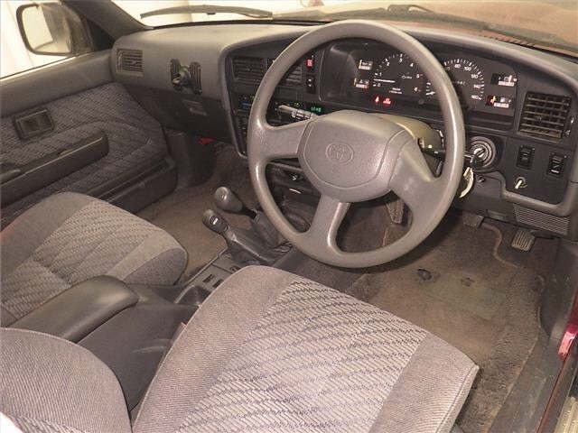 TOYOTA HILUX SURF