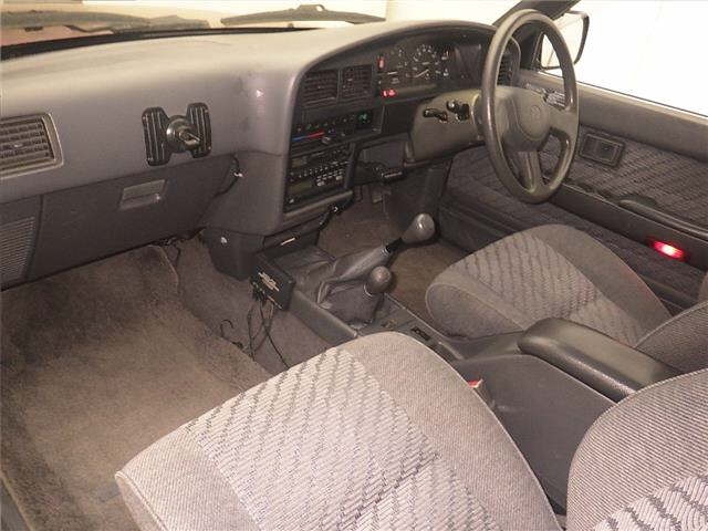 TOYOTA HILUX SURF