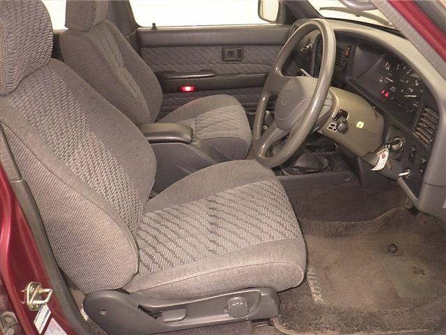TOYOTA HILUX SURF
