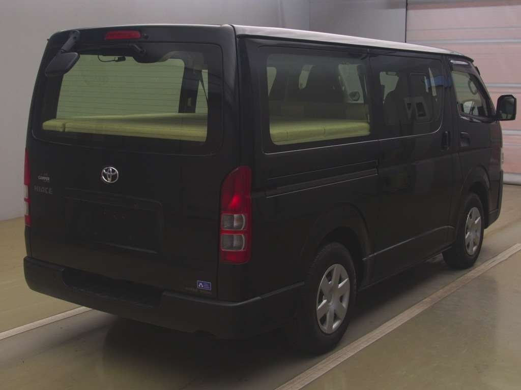 TOYOTA REGIUS ACE
